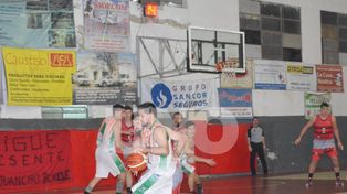 Rivadavia A y Alma lideran el Oficial Raúl Candioti