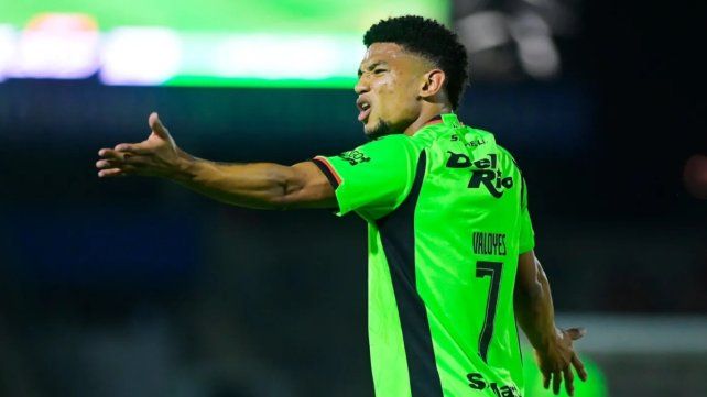 En Boca le bajaron la persiana al mercado, pero ofrecieron a Valoyes y a Russo le gusta