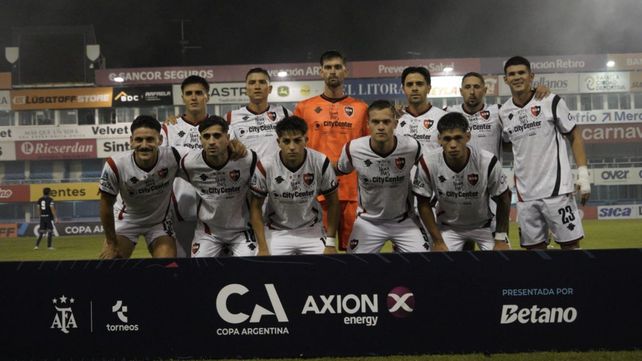 El once de Newells que se pegó un porrazo en Rafaela por Copa Argentina