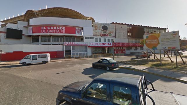 Balearon a un hombre en las inmediaciones del estadio de Unión