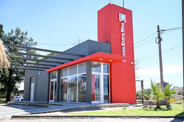 Banco Entre Ríos es la primera entidad financiera que posiciona un punto de atención en un complejo industrial entrerriano.