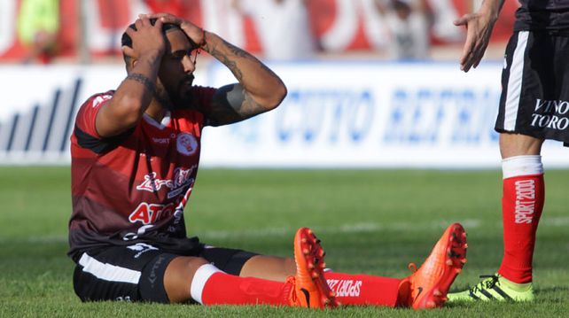 Fiesta incompleta para el Globito del Bichi Fuertes