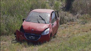 Un joven falleció cuando perdió el control del auto que conducía en el departamento Diamante