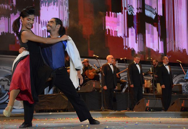 Santa Fe desplegó su cultura en el Festival de Folklore de Cosquín