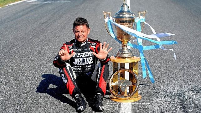 En 2016 el piloto de Salto ganó su último campeonato en el autódromo de La Plata.&nbsp;