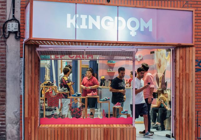 Kingdom inauguró su nuevo local para mujeres