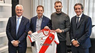 River rubricó el regreso del defensor Germán Pezzella