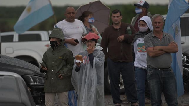 Causa Etchevehere: banderazo a favor de los hermanos y madre