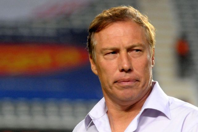 Sensini vuelve a agarrar un equipo tras cinco años sin dirigir