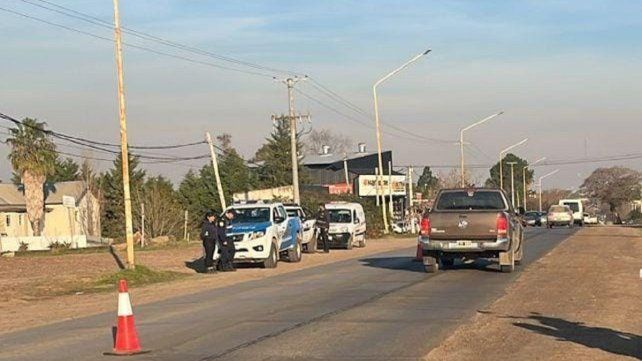 Motocicleta cayó en Ruta 130 y una joven sufrió la quebradura de su muñeca