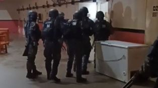 Este miércoles a la madrugada se realizaron requisas en la cárcel de Piñero en busca de pruebas de las balaceras intimidatorias realizadas en Rosario.&nbsp;