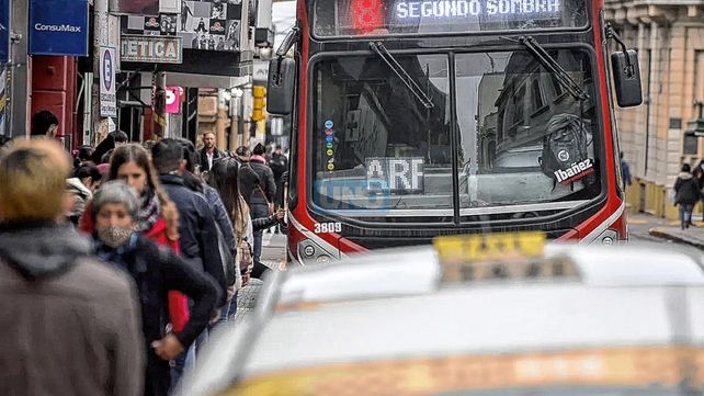 Reunión. La semana pasada usuarios y entidades defensoras de derechos protestaron durante la sesión.&nbsp;