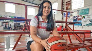 Nadia Carrero quedó confirmada como entrenadora de la Primera Masculina de Talleres.