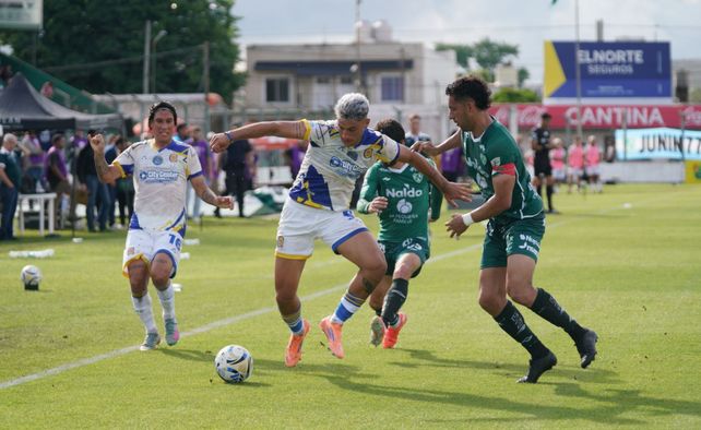 Alejo Veliz es una de las cartas de gol más importantes que tiene este Central de Holan.