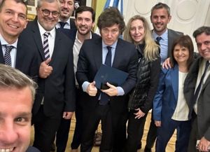 La UCR suspendió a los diputados que apoyaron el veto de Javier Milei a la ley de movilidad jubilatoria