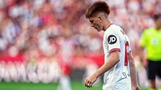 El Colo Barco no juega en Sevilla, el DT García no lo tiene en cuenta y su futuro es una incertidumbre.