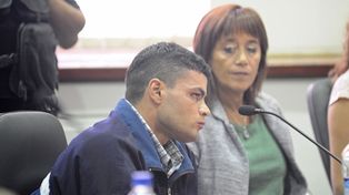 Perpetua a un joven que mató a su bebé en la calle y frente a la madre