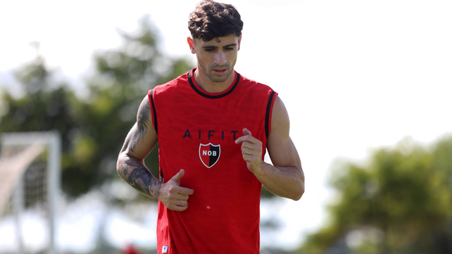 Walter Mazzantti estuvo en la práctica de Newells de este mismo lunes.