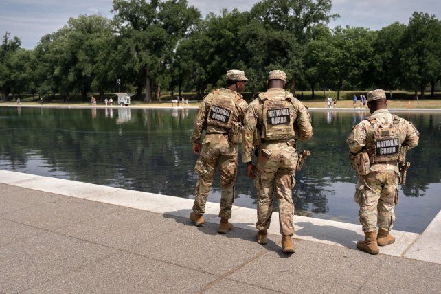 El sueño de Trump de un estanque perfecto en Washington se convirtió en pesadilla