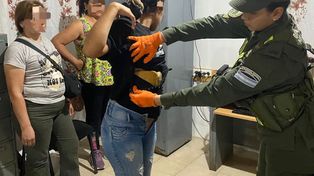 Gendarmería apresó a 6 personas que transportaban 16 kilogramos de cocaína en un control vehícular 