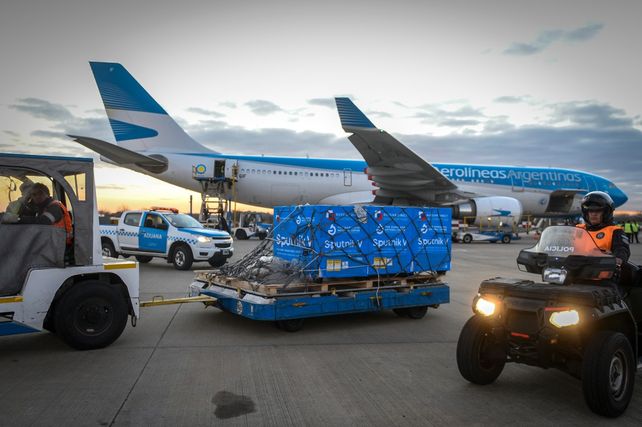 EZEIZA. Llegada del componente 1 hace algunas semanas. Ahora vendría el componente 2 también.