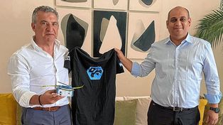 Sergio Urribarri recibió al creador del primer minisatélite argentino