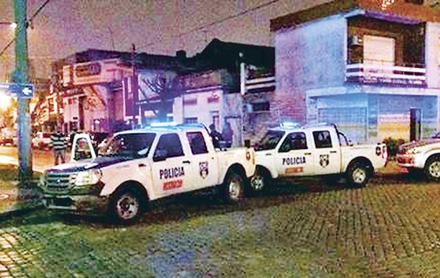 Demencial. La casa de Ramos Mejía donde ocurrió el criminal ataque.