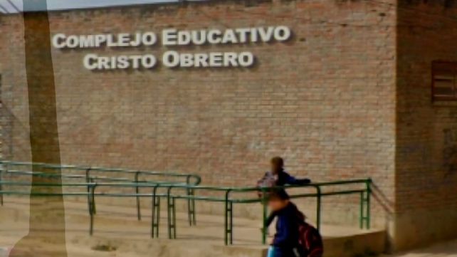 Un padre y una madre fueron detenidos por golpear a un alumno de la escuela Cristo Obrero