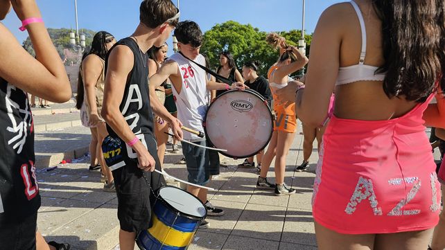 UUD, AZO, UPD y UVI: los festejos de los estudiantes secundarios que quitan el sueño a familias y docentes