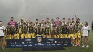 El plantel canalla antes de la final.