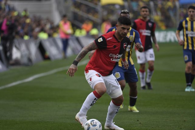 A Banega lo apuraron para estar en el clásico y esa apuesta solo sumó problemas.