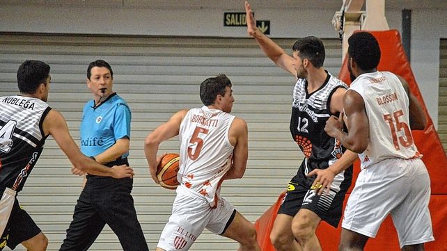 Unión tendrá enfrente a Ameghino (VM) si elimina este martes a Estudiantes (T).&nbsp;