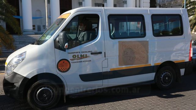 Paraná: en transportes escolares opera un aumento del 30%