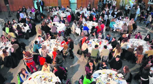 Foros. El debate que hoy se realizará en Rosario ya se llevó adelante en siete regiones de la provincia.