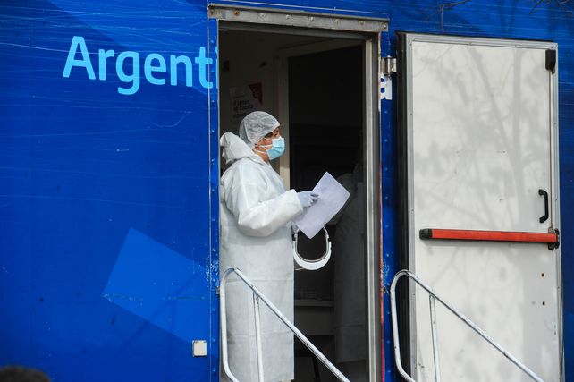 Argentina reportó 90.986 fallecidos por coronavirus desde que comenzó la pandemia.