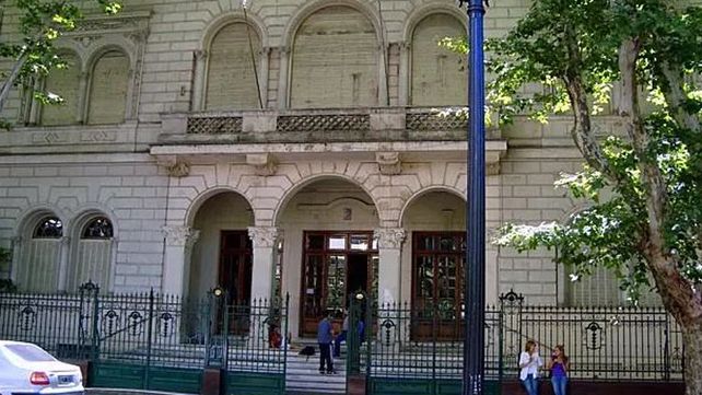 Coronavirus: drástica decisión en dos escuelas