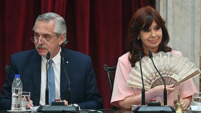 El presidente encabezará hoy la ceremonia inaugural en el CCK y mañana será el &nbsp;turno de Cristina &nbsp;en el mismo lugar.