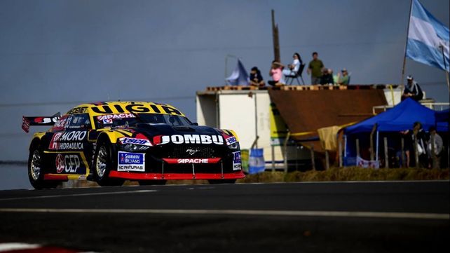 Una gran imagen del Mustang de Facundo Ardusso