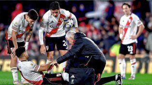 Maximiliano Salas sufrió un esguince de rodilla y estaría al margen de las canchas por tres semanas.