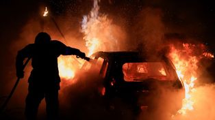Francia: la abuela del menor asesinado llamó a terminar con la violencia