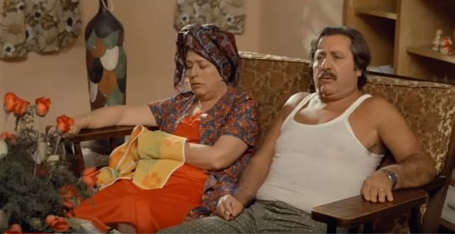 Un escobazo de tu madre harta