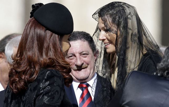 La foto del encuentro entre la presidenta argentina y la futura Reina de Holanda fueron publicadas en el Facebook oficial de Cristina.