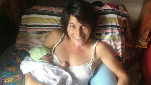 La primera foto de Macarena y su hijo Río