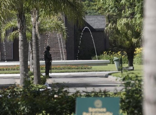 Pillín Bracamonte: larga espera, cementerio sin velorio y temor a que profanen el cuerpo