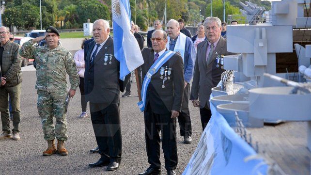 Homenaje en Paraná a 41 años del hundimiento del Belgrano