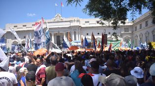 La CGT Santa Fe definió a la marcha como histórica y le envió un mensaje a Pullaro: La próxima es en plaza de Mayo