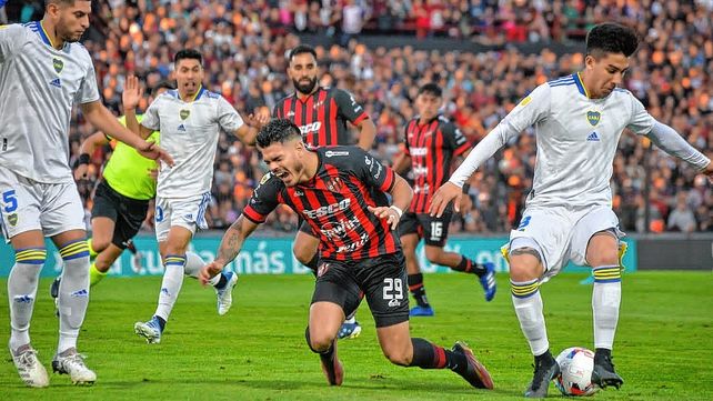 Axel Rodríguez tuvo que salir lesionado luego de marcar el primer gol ante Boca.