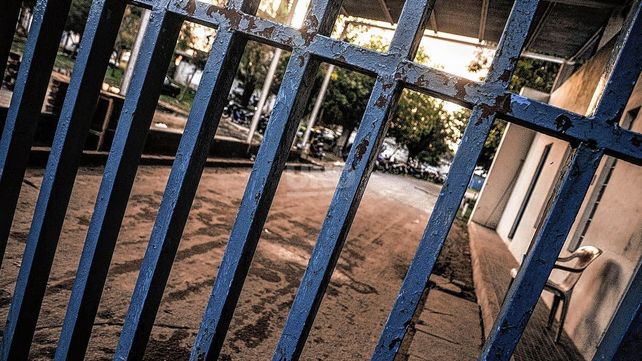 La cárcel de Las Flores: la idea del diputado nacional de crear cárceles es para cambiar la lógica del sistema penintenciario