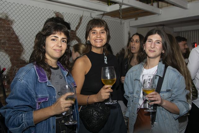 Candela Mammana, Damila Mihovilcevich y Delfina Ensinck