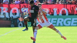 Unión se repuso a la adversidad, le empató a Newells y atesoró un valioso punto en Rosario